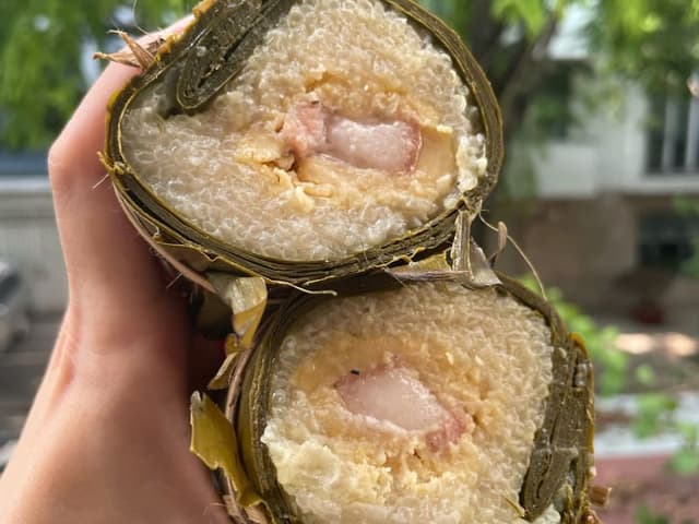 Bánh Tét Nhỏ