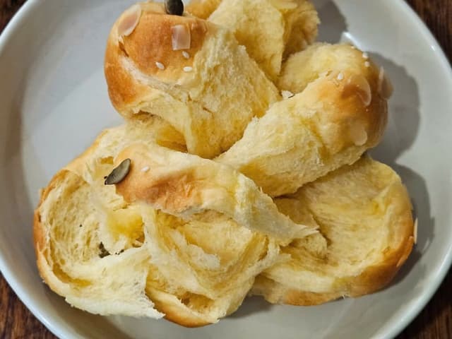 Bánh mì hoa cúc
