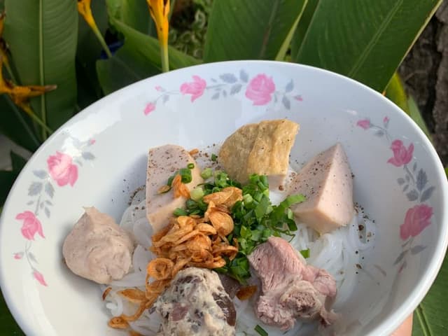 Bún mọc chả sườn non