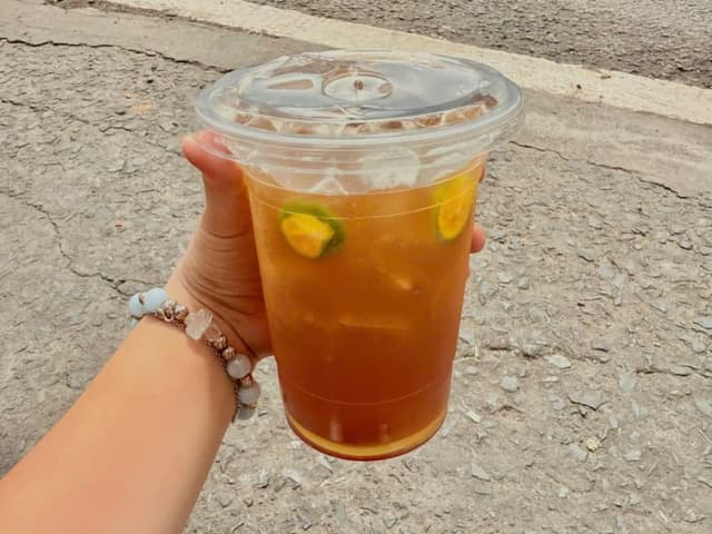 Hồng trà chanh