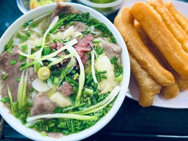 Phở thập cẩm - bắp lõi - tái lăn - đặc biệt