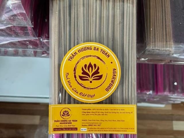 Nhang Trầm Hương Ba Toàn nhãn vàng